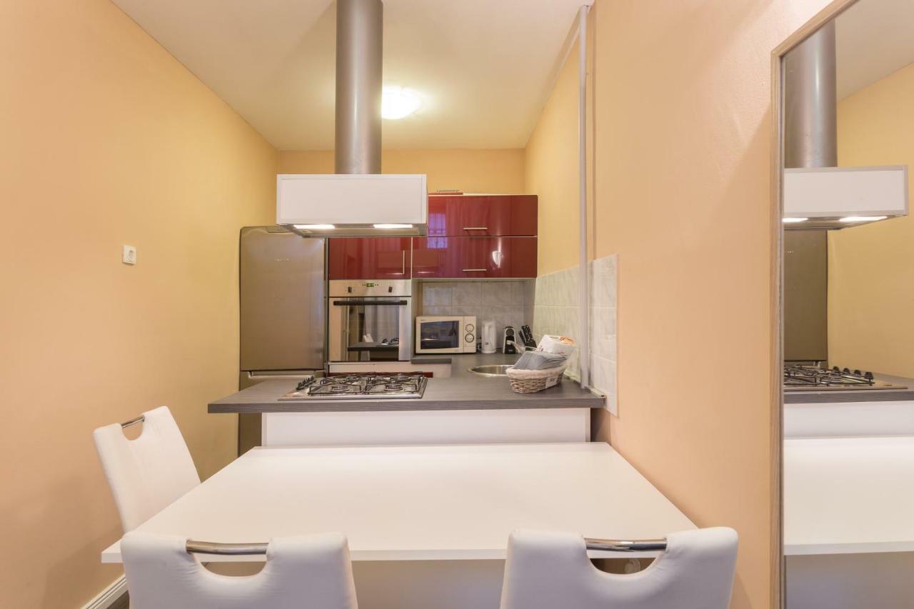 Super Nice Super Location - 2 بودابست المظهر الخارجي الصورة